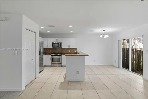 330 SW 2nd Avenue Hallandale Beach FL 33009