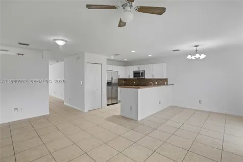 330 SW 2nd Avenue Hallandale Beach FL 33009