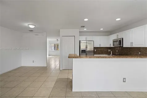 330 SW 2nd Avenue Hallandale Beach FL 33009