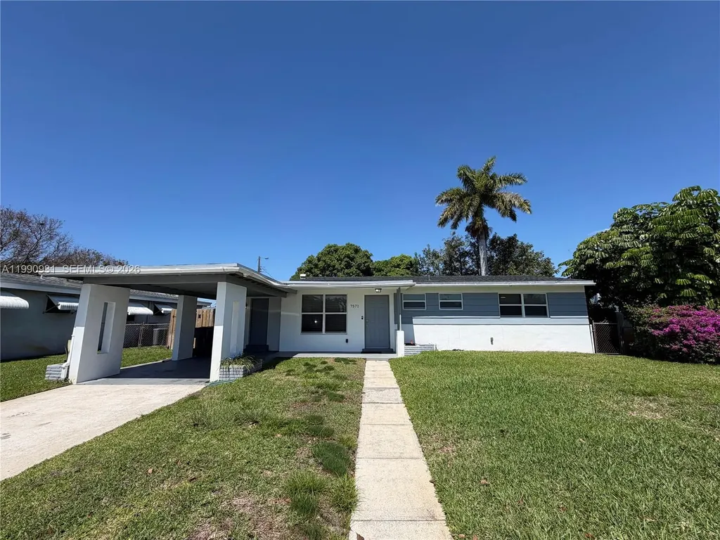 7571 Eaton Street Hollywood FL 33024