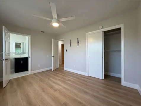 7571 Eaton Street Hollywood FL 33024