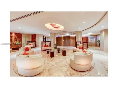 2555 Collins Avenue Miami Beach FL 33140