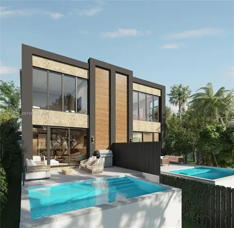 2768 SW 33rd Avenue Miami FL 33133