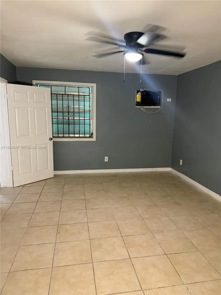 1230 NW 180th Terrace Miami Gardens FL 33169