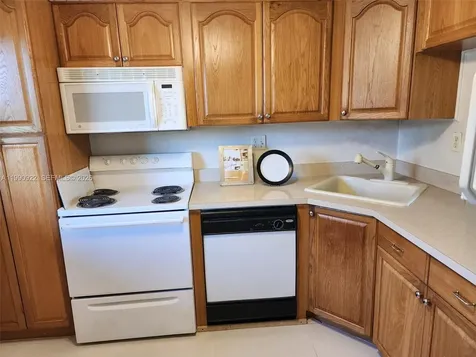 8370 Sands Point Boulevard Tamarac FL 33321