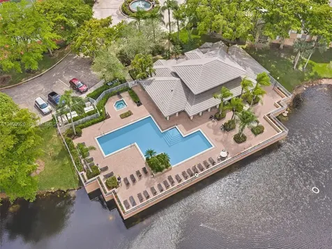 9777 Westview Drive Coral Springs FL 33076