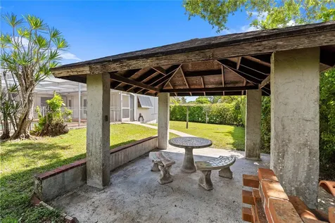 4800 SW 64th Avenue Miami FL 33155