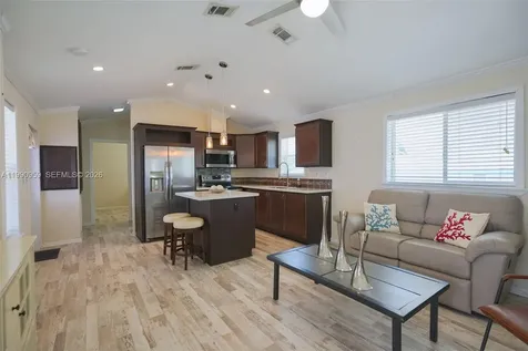 112 Tweedy Pie Terrace Key Largo FL 33037