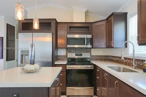 112 Tweedy Pie Terrace Key Largo FL 33037