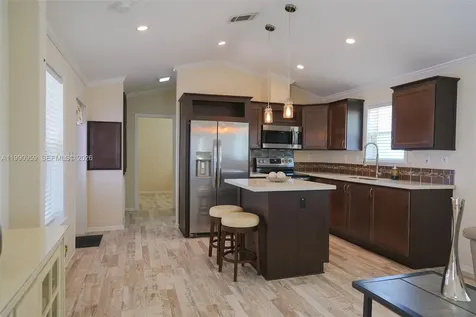 112 Tweedy Pie Terrace Key Largo FL 33037