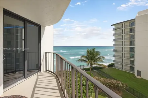 5420 N Ocean Drive Singer Island FL 33404