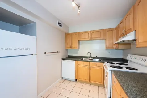 5838 SW 74th Terrace South Miami FL 33143
