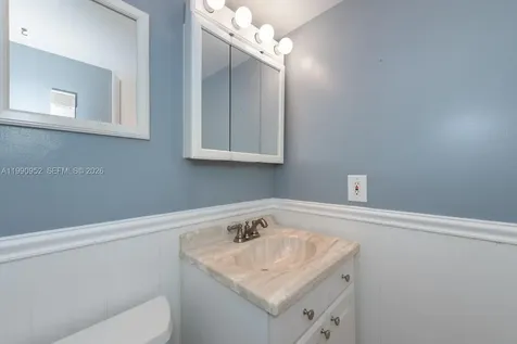 5838 SW 74th Terrace South Miami FL 33143