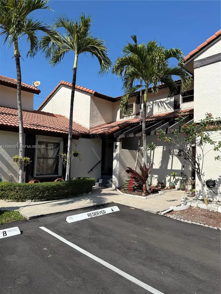 4825 SW 149th Court Miami FL 33185