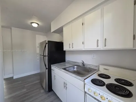 1628 SW 7th Street Miami FL 33135