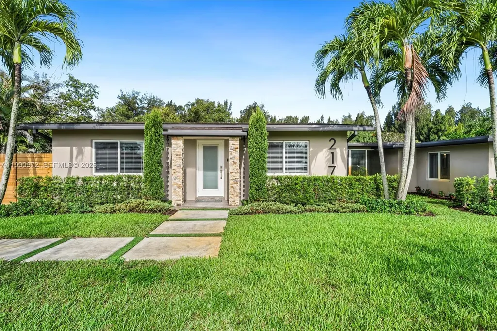 217 E Acre Drive Plantation FL 33317