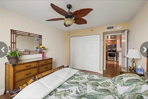770 Claughton Island Drive Miami FL 33131
