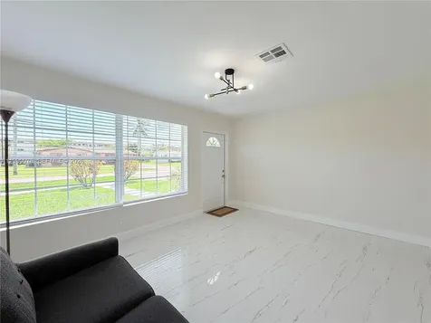 4731 NW 11th Street Lauderhill FL 33313