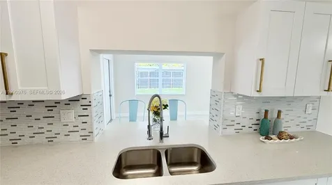 4731 NW 11th Street Lauderhill FL 33313