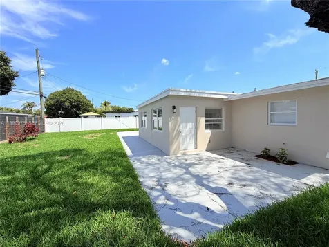 4731 NW 11th Street Lauderhill FL 33313