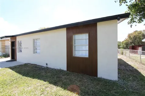 530 NW 10th Avenue Boynton Beach FL 33435