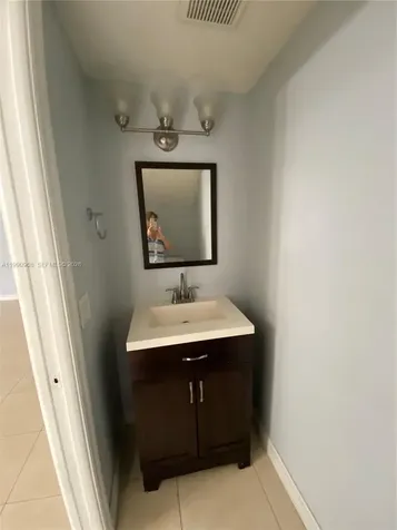 2367 W 74th Street Hialeah FL 33016