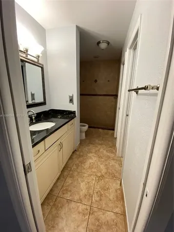 2367 W 74th Street Hialeah FL 33016
