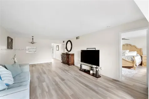 9201 Sunrise Lakes Boulevard Sunrise FL 33322