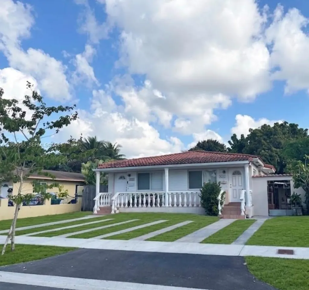 2933 SW 24th Street Miami FL 33145
