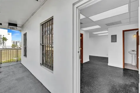 201 N University Drive Plantation FL 33324