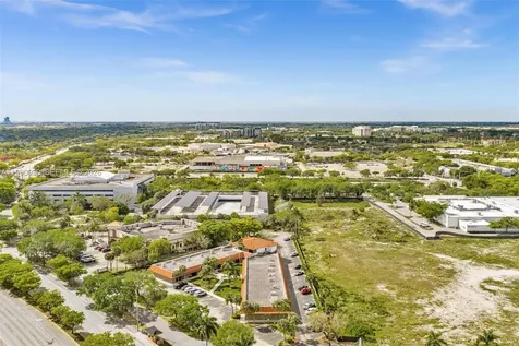 201 N University Drive Plantation FL 33324