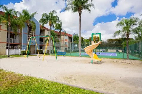 18890 NW 57 Avenue Hialeah FL 33015