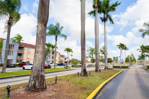 18890 NW 57 Avenue Hialeah FL 33015