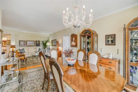 888 Brickell Key Drive Miami FL 33131