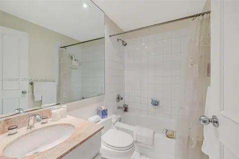 888 Brickell Key Drive Miami FL 33131