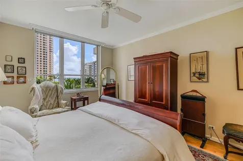 888 Brickell Key Drive Miami FL 33131
