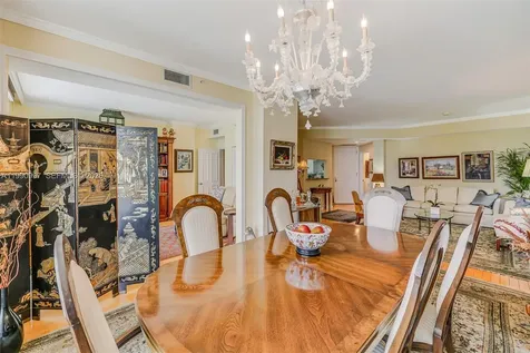 888 Brickell Key Drive Miami FL 33131