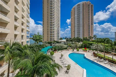 888 Brickell Key Drive Miami FL 33131