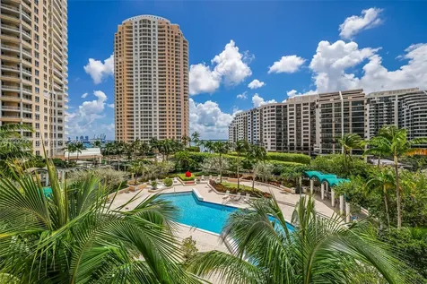 888 Brickell Key Drive Miami FL 33131