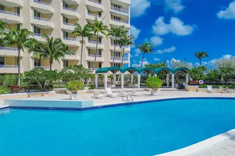 888 Brickell Key Drive Miami FL 33131