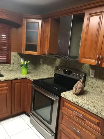 10337 NW 9th Street Circle Miami FL 33172