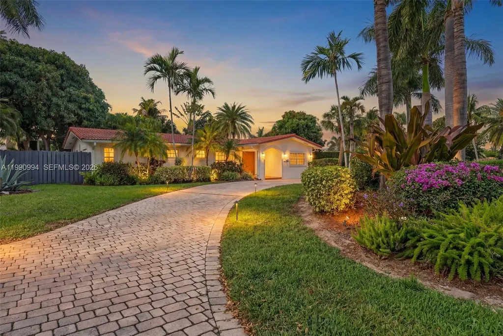 1661 Bel Air Avenue Lauderdale By The Sea FL 33062
