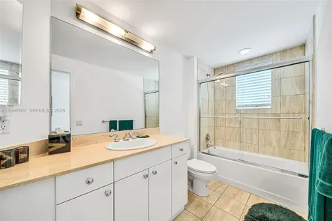 21050 Point Place Aventura FL 33180