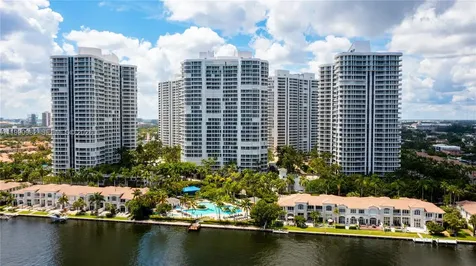 21050 Point Place Aventura FL 33180