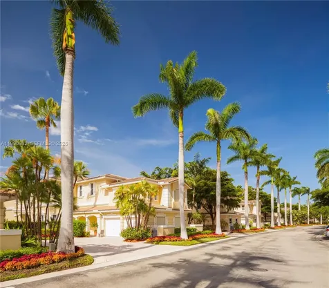 21050 Point Place Aventura FL 33180