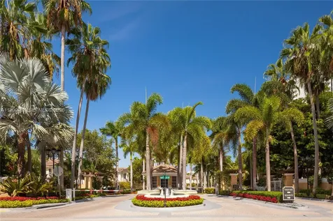 21050 Point Place Aventura FL 33180