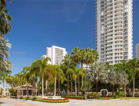 21050 Point Place Aventura FL 33180
