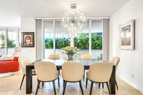 21050 Point Place Aventura FL 33180