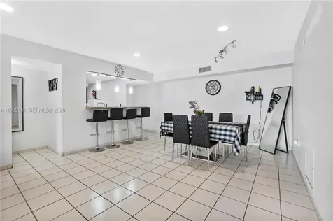 9403 SW 76th Street Miami FL 33173