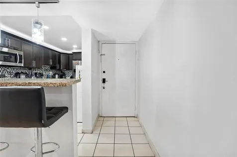 9403 SW 76th Street Miami FL 33173